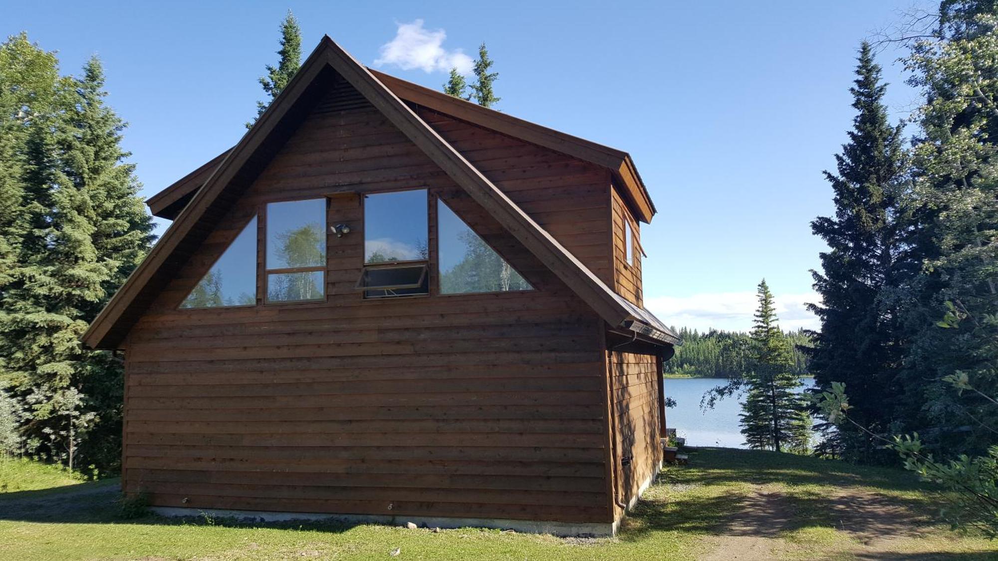 Wettstone Guest Ranch Bed & Breakfast Bridge Lake Стая снимка