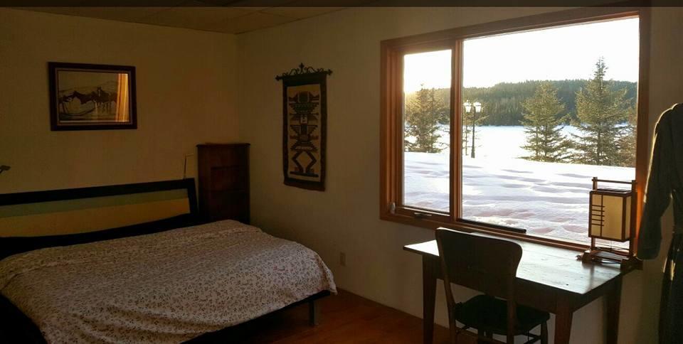 Wettstone Guest Ranch Bed & Breakfast Bridge Lake Стая снимка
